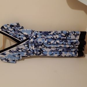 Sandra Darren blue abstract print dress
